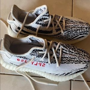 Yeezy Boys Sneaks size 5